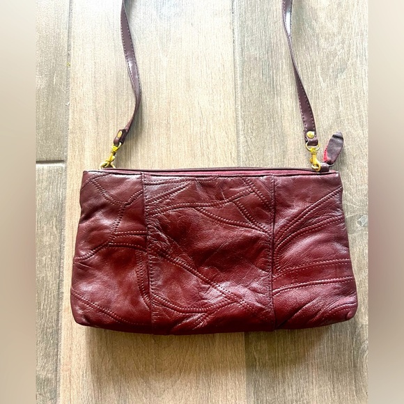 Maroon Genuine Leather Crossbodybag With Removable Straps - Picture 1 of 9